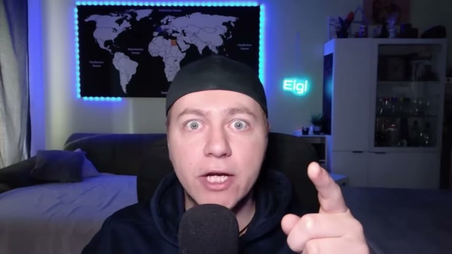 Cash the attention at 4:54