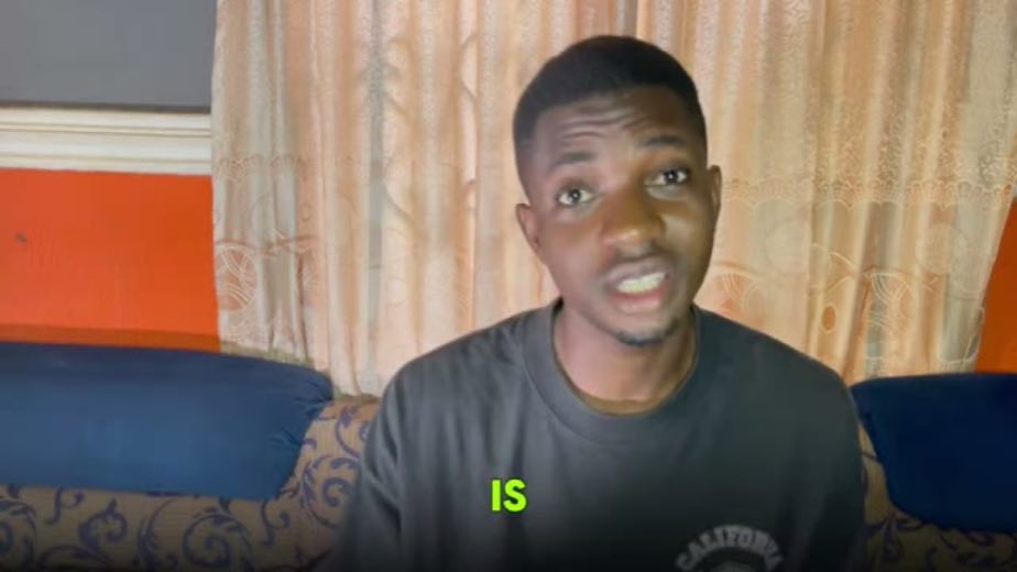 Give the month a travel motive at 0:20