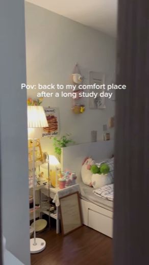 Reframe the study desk at 0:00