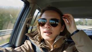 Show the finished premise at 0:04