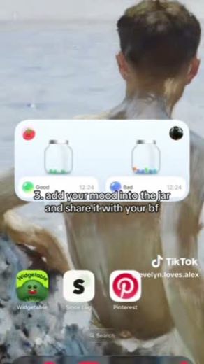 Show the recurring behavior at 0:20
