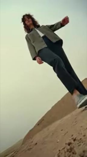 Close on fashion views and availability at 0:24