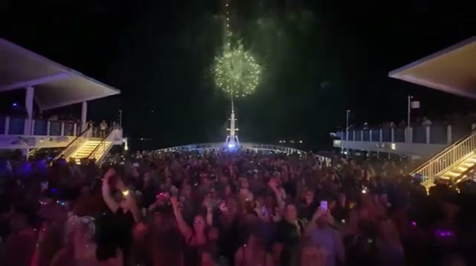 Brand the event at 1:20